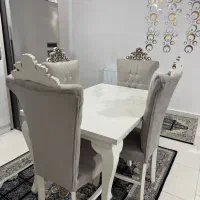میز غذاخوری
