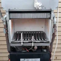 نصب و تعمیرات تخصصی پکیج و آبگرمکن دیواری