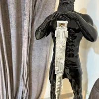 مجسمه قد ۱۸۰ بسیار سبک نشکن