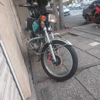 هندا ۲۰۰کاربراتور مدل ۱۳۹۷بسیار سالم|موتورسیکلت|تهران, قیطریه|دیوار