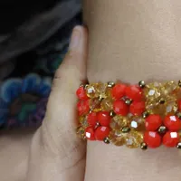 دستبند منجوق دوزی