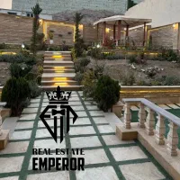 ۳۲۰ متر/لوکس/۵۰۰متر حیاط اختصاصی