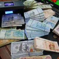 پول سینمایی و تزئینی