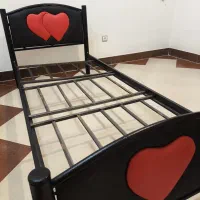 تخت فلزی ۱ نفره