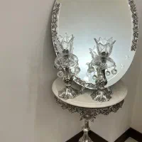 آینه و شمعدان و میز در حد نو
