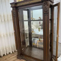 کمد ویترین کاملا سالم|بوفه، ویترین، کنسول|شهرکرد, |دیوار