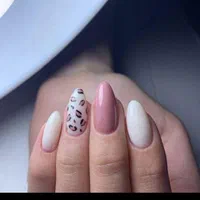 مدل اکستنشن مژه ومدل کاشت ناخن