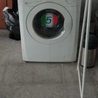 یک دستگاه لباسشویی بهی ایتالیا سالم