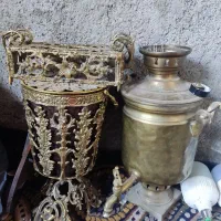 سماور کهنه قدمت دار برنجی با سطل و جادستمال