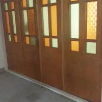 درب اتاق چهار در سالم تمیز