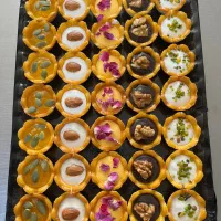 استخدام نیروی خانم  تولید کارگاه شیرینی‌پزی