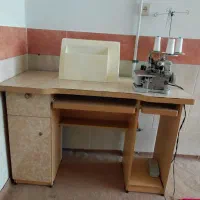 میز تحریر و خیاطی