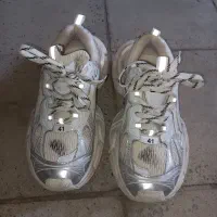 کتونی بالنسیاگا