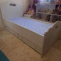 تخت نوزاد و کودک برند آپادانا
