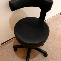 صندلی ازمایشگاهی کاملا نو اصلا استفاده نشده