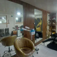 فروش دکور و تمامی وسایل سالن زیبایی