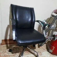 صندلی|میز تحریر و کامپیوتر|تهران, شهید فکوری|دیوار