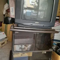 تلویزیون ۲۱و کمد وسی دی