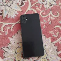 یک عدد گوشی a04