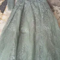 یک عدد لباس مجلسی سایز 42تا44