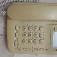 تلفن رو میزی