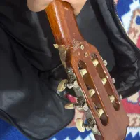 گیتار|گیتار، بیس، امپلیفایر|گتاب, |دیوار