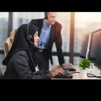 کارپرداز خانم