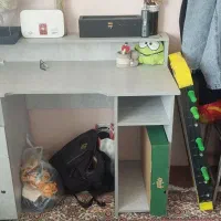 میز کامپیوتر و صندلی گیمینگ
