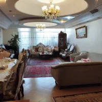 ۱۲۵ متر تمیز مناسب اداری/دفتر/مطب/سالن