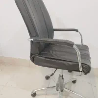 صندلی اداری درحد نو|صندلی و نیمکت|قم, انصار‌الحسین|دیوار