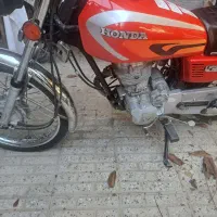 فروش ویژه موتور ۱۲۵ استارتی کاربراتوری مدل ۹۳