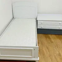 تخت و تشک و کمد دو کشوعه بچه