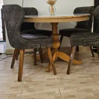 میز گرد ناهارخوری