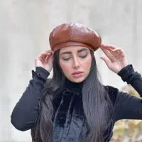 کلاه چرم قهوه ای فرانسوی