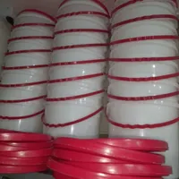 سطل درب دار