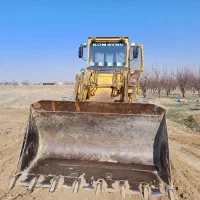 لودر کوماتسو۹۰