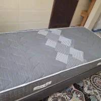 تخت یکنفره شیک + تشک طبی|تشک تختخواب|قم, یزدانشهر|دیوار