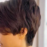 به مدل برای کوتاهی مو نیازمندم .(رایگان )