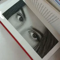 طراحی چشم داخل کتاب/هدیه ای خاص و ماندگار