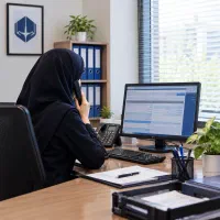 استخدام کارمند دفتر بیمه، مسلط به فناوران