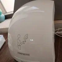 دست خشک کن برقی سرویس بهداشتی