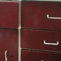 ۲عددکابینت قدیمی ویک عددحوزاب