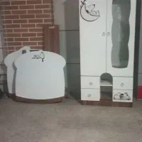 دو عدد کمد کودک همراه یک تخت گهواره ای|تخت و سرویس خواب|محمدیه-قزوین, |دیوار