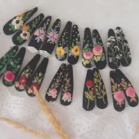 گیره های تق تقی گلدوزی|زیورآلات و اکسسوری|سیرجان, |دیوار