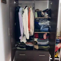 فروش فوری کمد و کتابخانه MDF محکم و نو|مبلمان خانگی و میز عسلی|شیراز, هفت تنان|دیوار