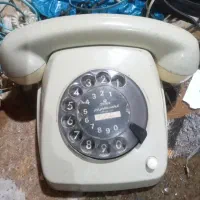 دو عدد تلفن کلکسیونی قدیمی سالم و قابل استفاده