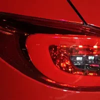 چراغ خطر عقب 207 206 در حد نو فروش فوری زیر قیمت