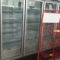 تجهیزات یک فروشگاه مواد غذایی ۱۲۰متری