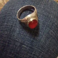 یک عدد انگشتر نقره