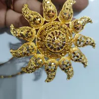 گردن بند مشابه طلا